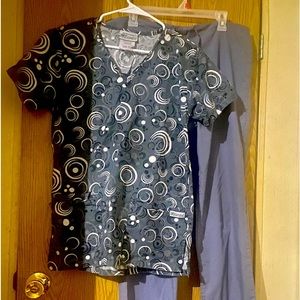 Woman’s Small Scrub Set